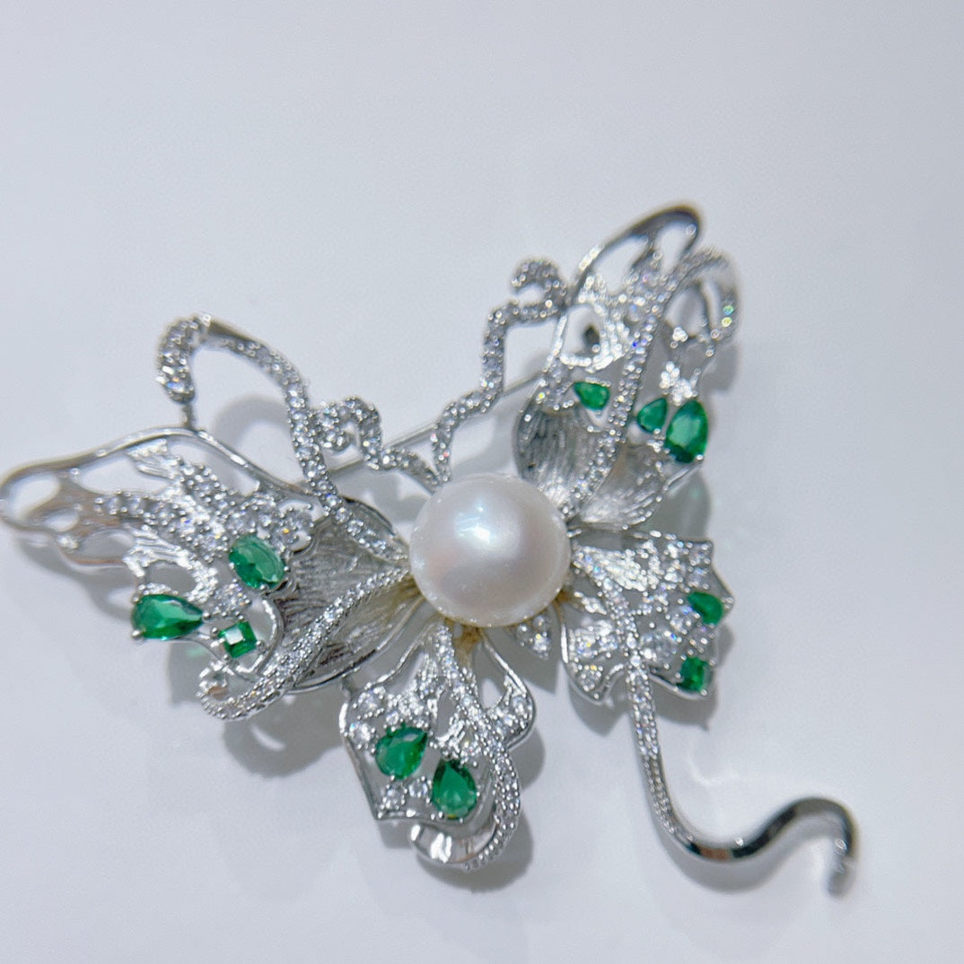 Natural pearl butterfly brooch #012