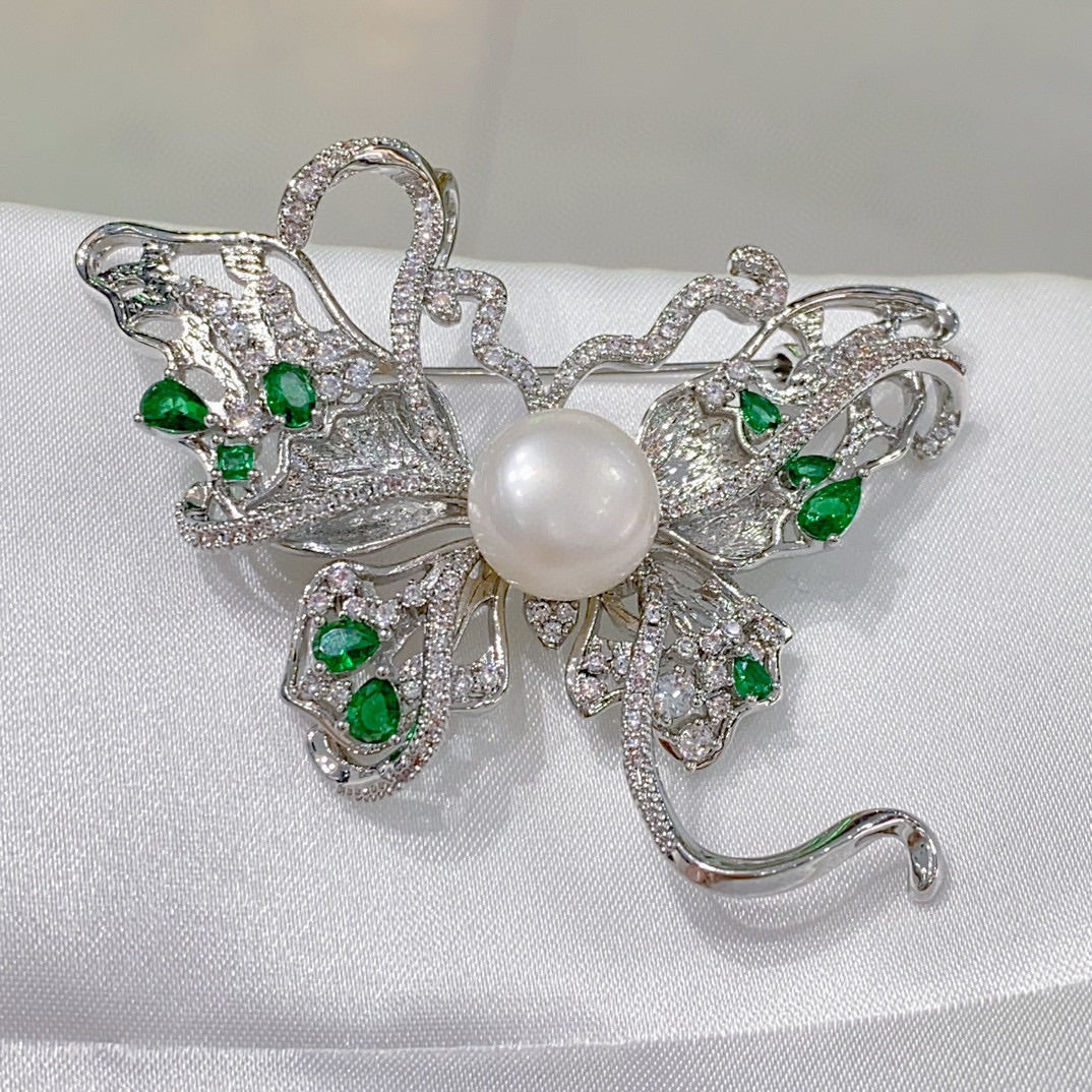 Natural pearl butterfly brooch #012